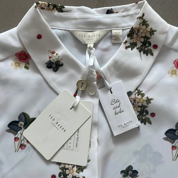 Ted Baker lady bug & berries print blouse NWT - Picture 1 of 15
